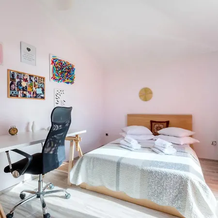 Nyaraló Queen Ahn By Interhome Kaštela