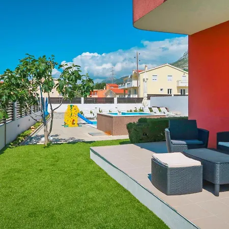 Queen Ahn With Heated Pool By Interhome * Kaštela