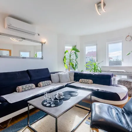 Holiday home Queen Ahn By Interhome Kastela