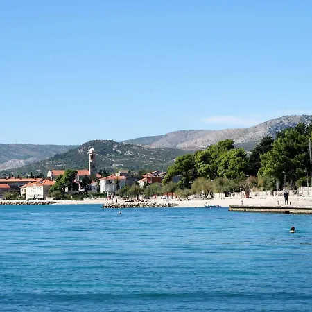 Queen Ahn By Interhome