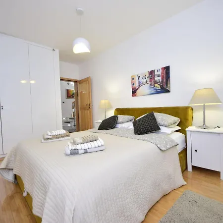 Queen Ahn By Interhome Nyaraló *