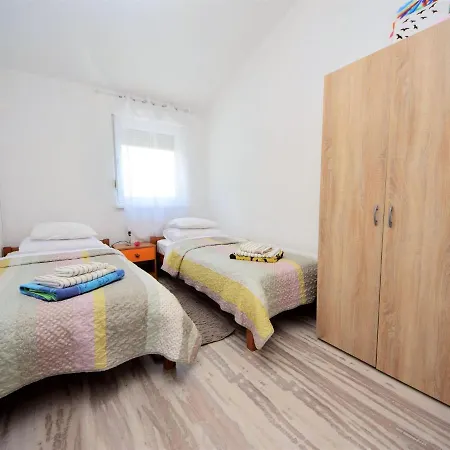 Nyaraló Queen Ahn By Interhome Kaštela